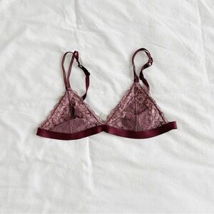 WINE RED! PETITE LACE BRALETTE!